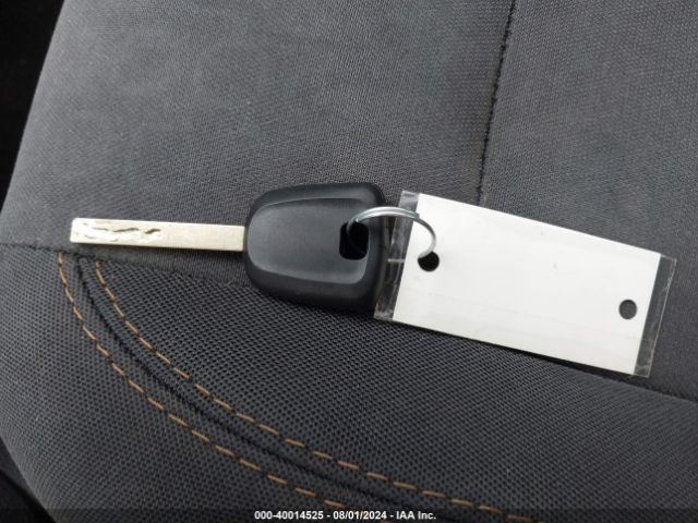 3GNCJKSB7JL281665 Chevrolet TRAX LS