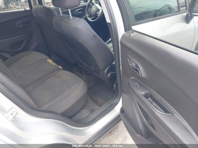 3GNCJKSB7JL281665 Chevrolet TRAX LS