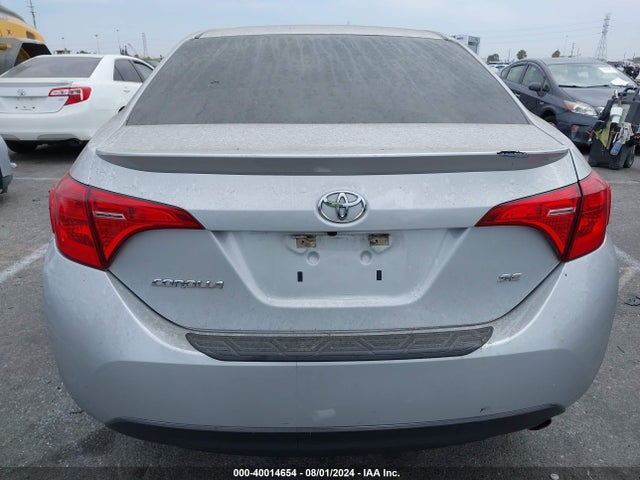 Toyota COROLLA SE 2018 5YFBURHE9JP742812 Image 17