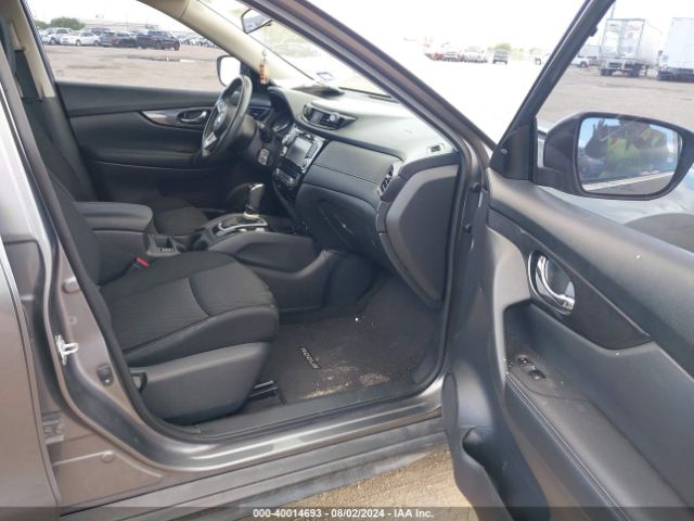 KNMAT2MT6JP583985 Nissan ROGUE SV