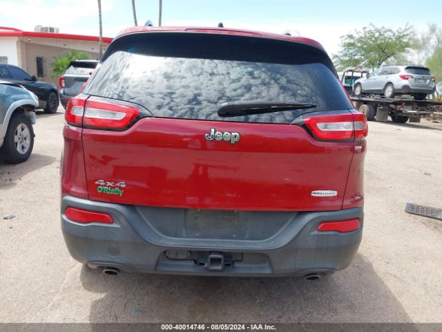 1C4PJMCS3EW184242 Jeep Cherokee Latitude