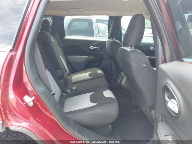 1C4PJMCS3EW184242 Jeep Cherokee Latitude
