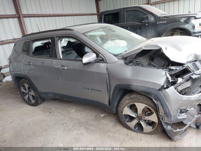 3C4NJDBB2JT135879 Jeep Compass Latitude 4x4