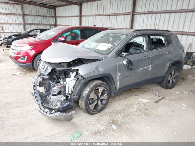 3C4NJDBB2JT135879 Jeep Compass Latitude 4x4