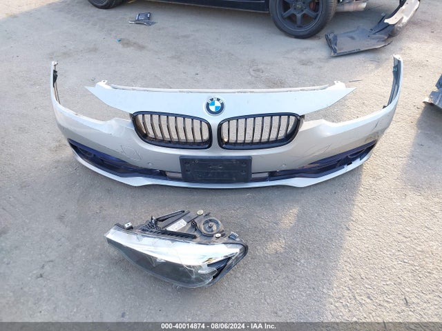 WBA8B9C51JEE82524 BMW 330I