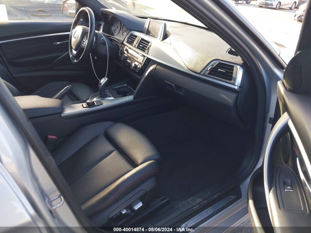 WBA8B9C51JEE82524 BMW 330I