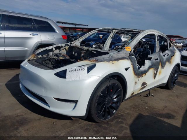 7SAYGDEF2NF537015 Tesla Model Y Performance Dual Motor All-wheel Drive