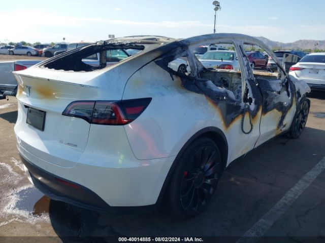 7SAYGDEF2NF537015 Tesla Model Y Performance Dual Motor All-wheel Drive