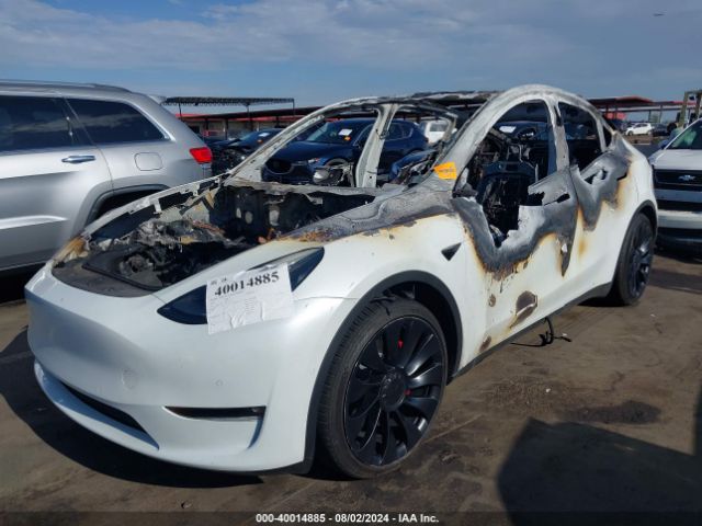 7SAYGDEF2NF537015 Tesla Model Y Performance Dual Motor All-wheel Drive