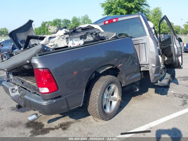 1C6RR7FT4JS184816 RAM 1500 Express Quad Cab 4x4 6'4 Box