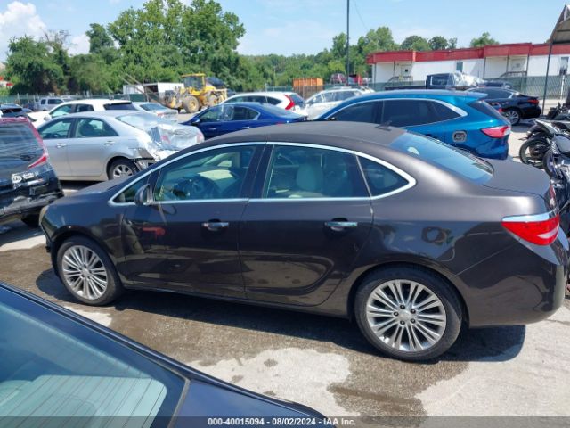 1G4PP5SK2E4142996 Buick Verano