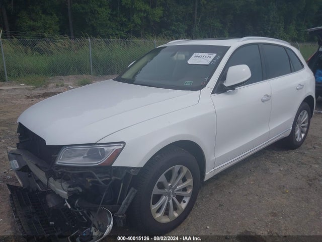 Audi Q5 2.0t Premium 2015 WA1LFAFP5FA024314 Image 2