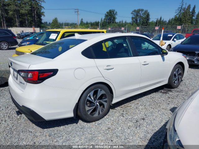 4S3BWAD6XP3011592 Subaru Legacy Premium