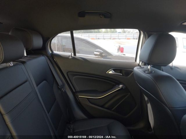 WDCTG4EB5KU006117 Mercedes-Benz GLA 250