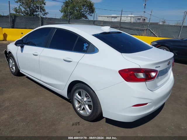 Chevrolet Cruze Lt Auto 2018 1G1BE5SM2J7239333 Image 3