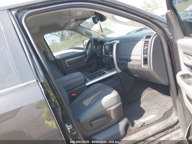 1C6RR7LT7HS586652 RAM 1500 Slt