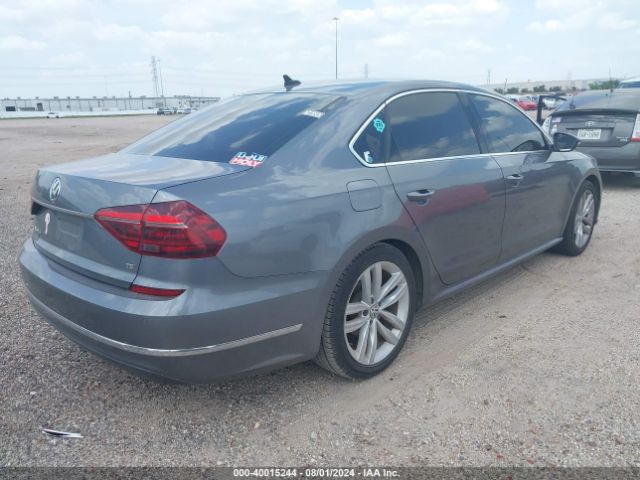 1VWBA7A31JC044190 Volkswagen Passat 2.0t Se