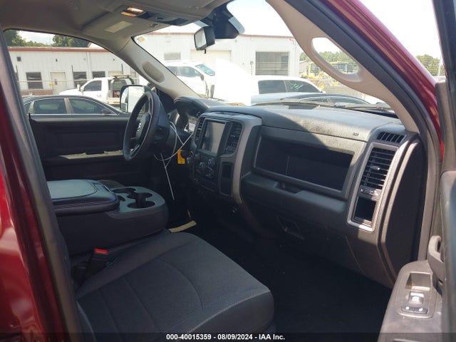 3C6RR7KTXMG664991 RAM 1500 Classic Tradesman  4x4 5'7 Box