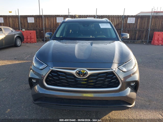 Toyota Highlander Xle 2023 5TDKDRBHXPS523411 Image 12