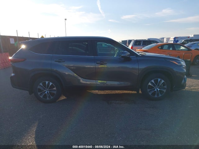 Toyota Highlander Xle 2023 5TDKDRBHXPS523411 Image 13