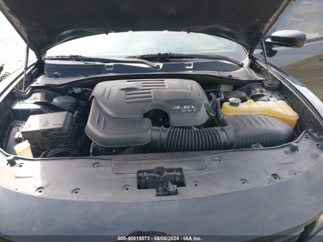 2C3CDXHG5FH841171 Dodge Charger Sxt
