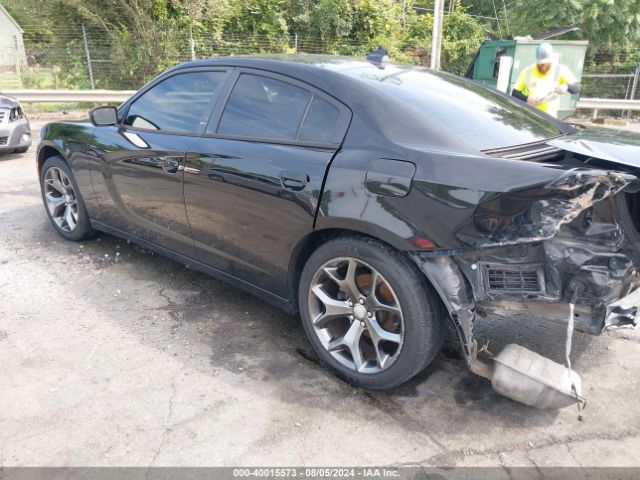 2C3CDXHG5FH841171 Dodge Charger Sxt