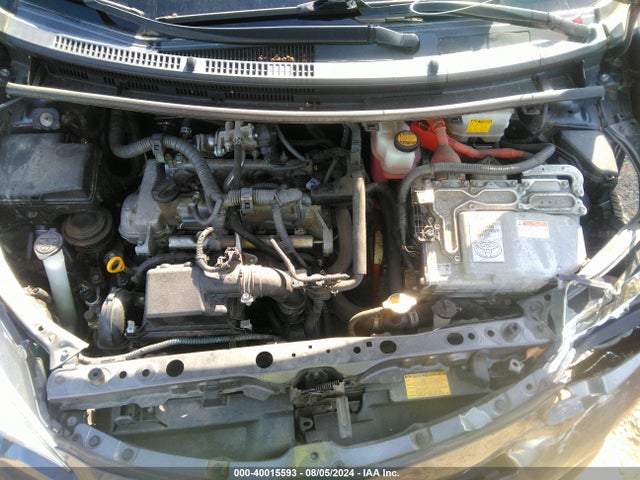 Toyota Prius C Two 2014 JTDKDTB31E1575392 Image 10