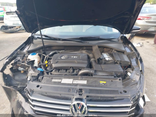1VWBT7A35EC106044 Volkswagen Passat 1.8t Se