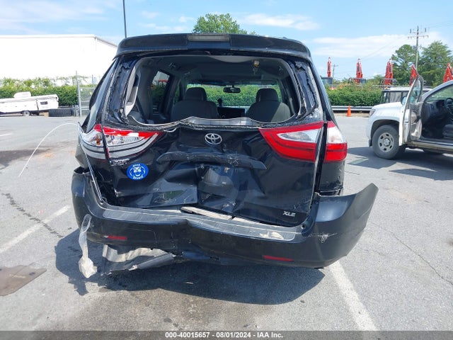 Toyota Sienna Xle 8 Passenger 2017 5TDYZ3DC2HS805893 Image 16