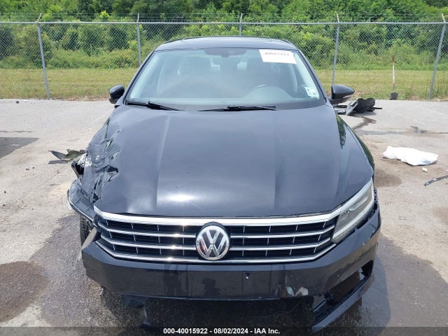 1VWGT7A37HC021488 Volkswagen Passat 1.8t Se