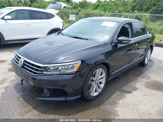 1VWGT7A37HC021488 Volkswagen Passat 1.8t Se