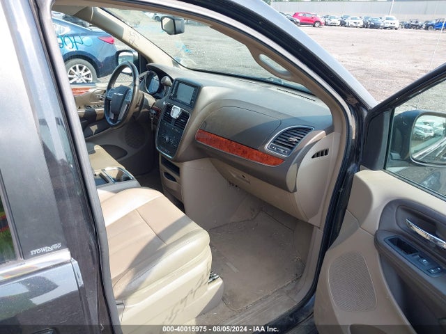2C4RC1BG1ER125682 Chrysler Town & Country Touring