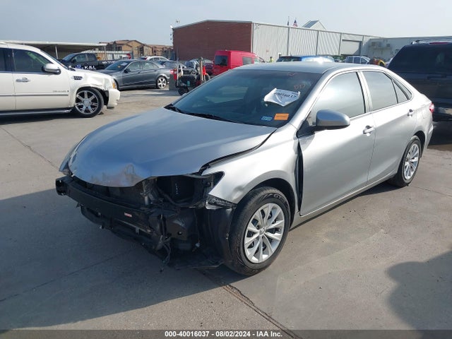 Toyota CAMRY LE 2017 4T1BF1FKXHU639735 Image 2