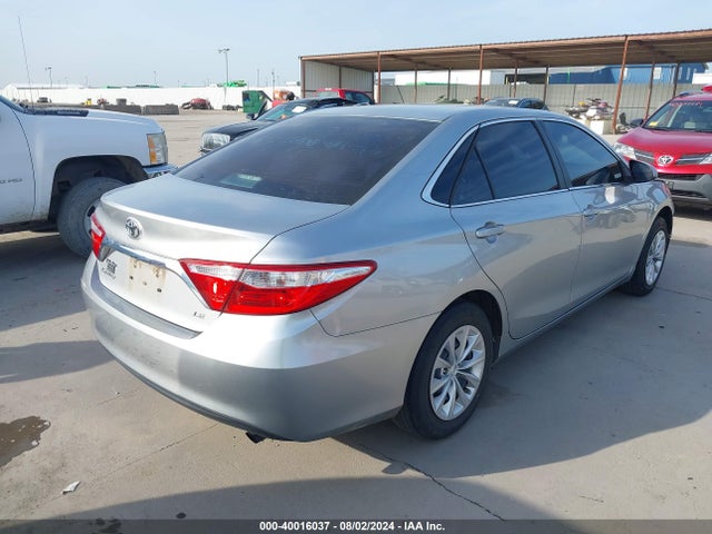 Toyota CAMRY LE 2017 4T1BF1FKXHU639735 Image 4