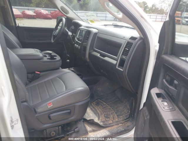 3C6UR5HL1JG261905 RAM 2500 Tradesman  4x4 8' Box