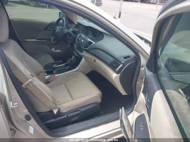 Honda Accord 2014 1HGCR2F33EA173692 Image 17