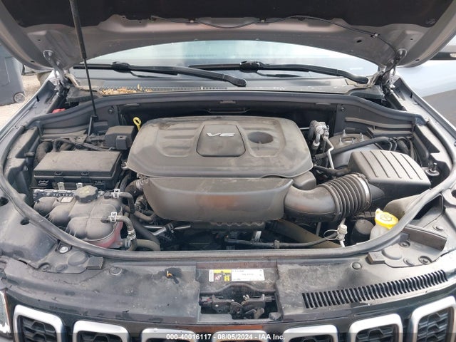 1C4RJFBG7JC211164 Jeep Grand Cherokee Sterling Edition 4x4