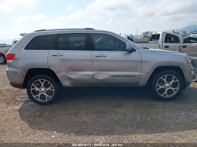 1C4RJFBG7JC211164 Jeep Grand Cherokee Sterling Edition 4x4