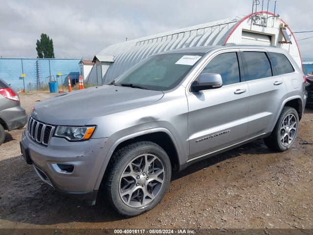 1C4RJFBG7JC211164 Jeep Grand Cherokee Sterling Edition 4x4