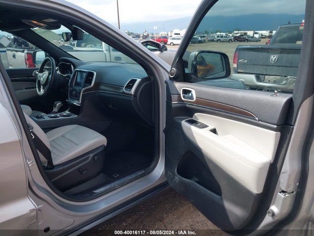 1C4RJFBG7JC211164 Jeep Grand Cherokee Sterling Edition 4x4