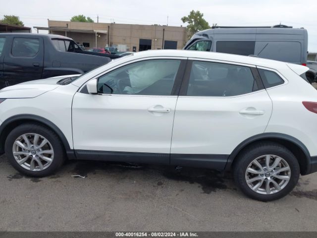 JN1BJ1AV3MW314513 Nissan Rogue Sport S Fwd Xtronic Cvt