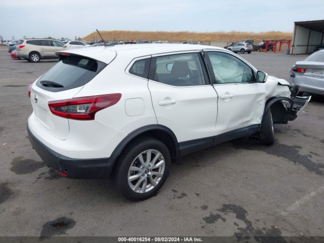 JN1BJ1AV3MW314513 Nissan Rogue Sport S Fwd Xtronic Cvt