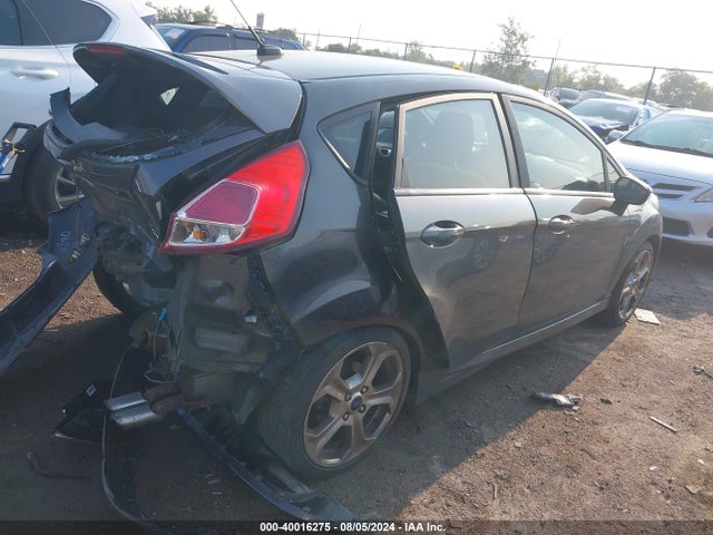 Ford FIESTA ST 2016 3FADP4GX7GM123363 Image 4