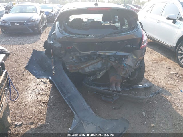 Ford FIESTA ST 2016 3FADP4GX7GM123363 Image 6