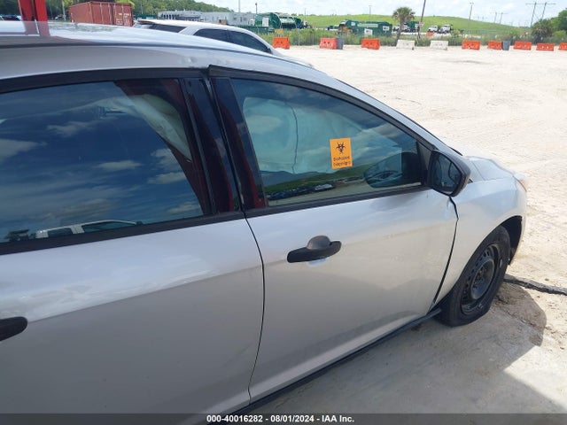 Ford FOCUS S 2018 1FADP3E23JL284898 Image 6