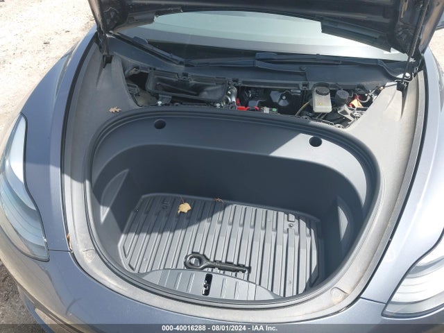 2023 TESLA MODEL 3 5YJ3E1EAXPF423072 Photo 9