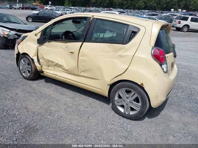 Chevrolet Spark 1lt Cvt 2015 KL8CD6S97FC733601 Image 3