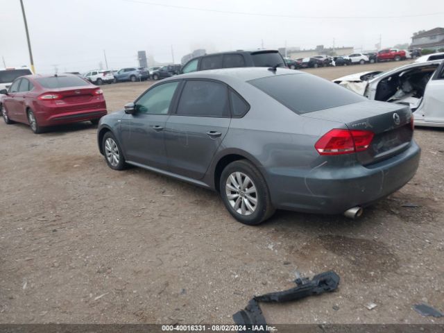 1VWAT7A32FC057124 Volkswagen Passat 1.8t Wolfsburg Edition