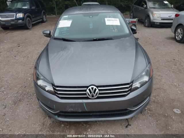 1VWAT7A32FC057124 Volkswagen Passat 1.8t Wolfsburg Edition