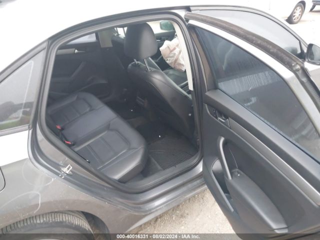 1VWAT7A32FC057124 Volkswagen Passat 1.8t Wolfsburg Edition